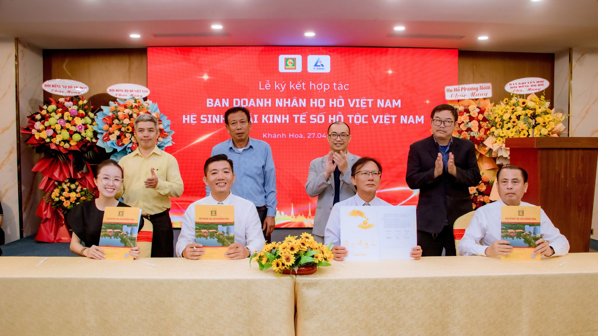 ky-ket-hop-tac-viet-nhat-bio-va-viet54