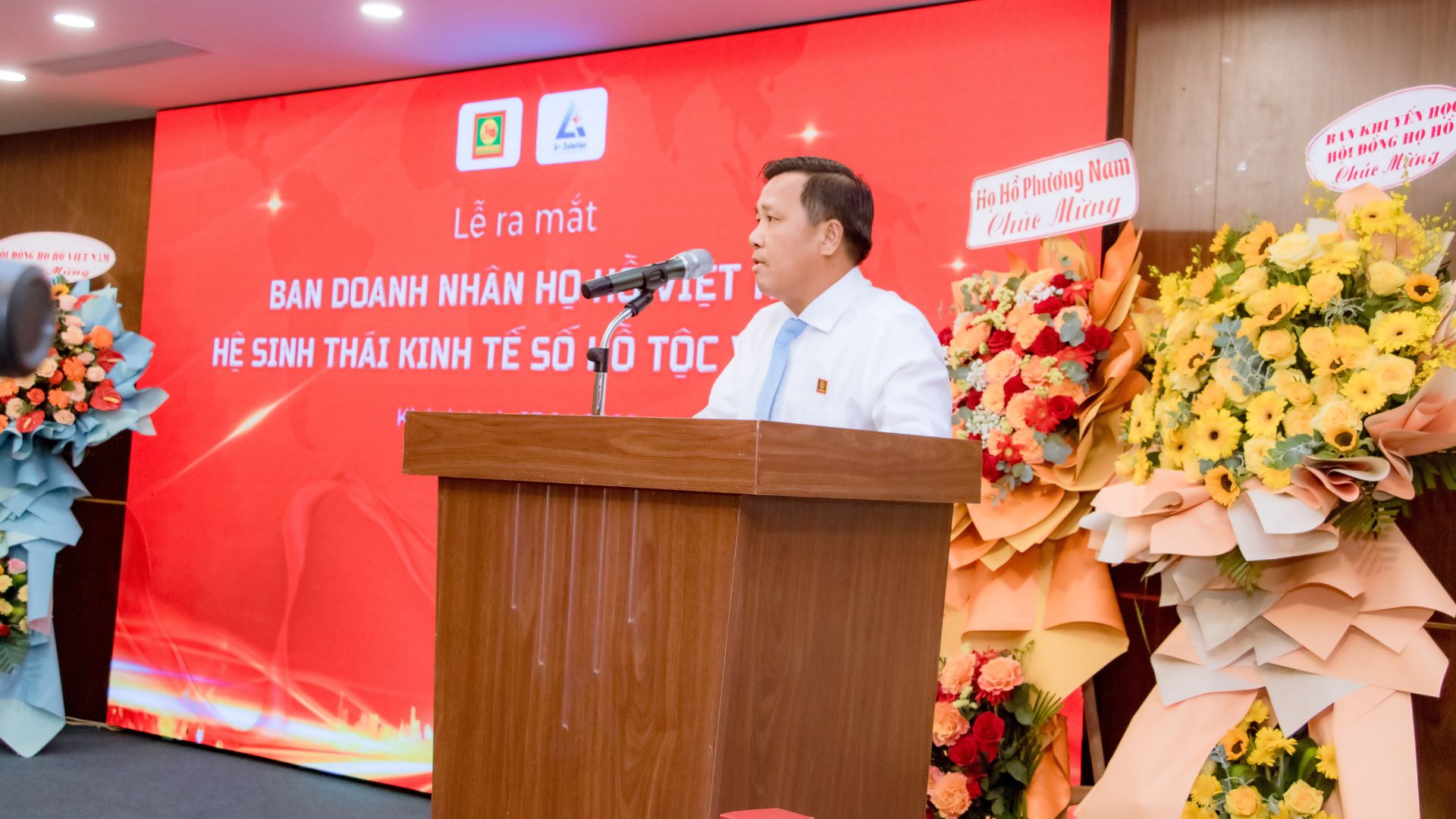 ong-ho-duc-nhan-phat-bieu